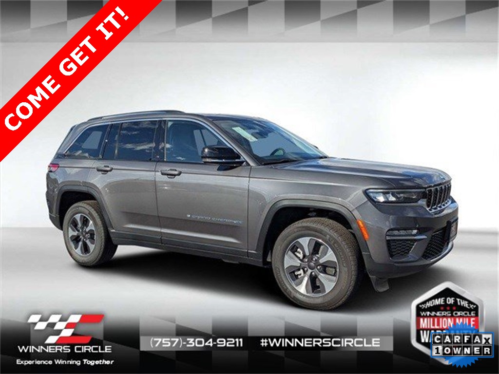 2022 Jeep Grand Cherokee 4xe's photo