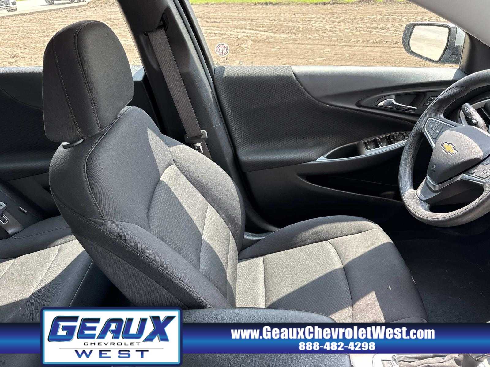 2024 Chevrolet Malibu 1LT photo 21