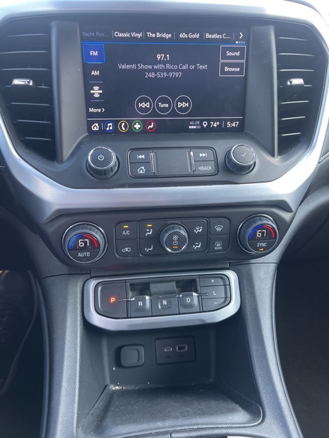 2023 Gmc Acadia SLE photo 11