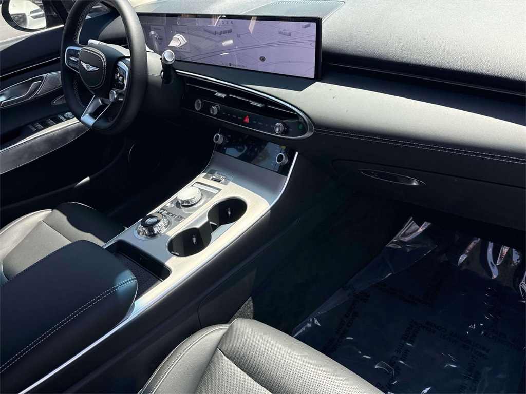 2026 Genesis Electrified GV70 Advanced photo 18