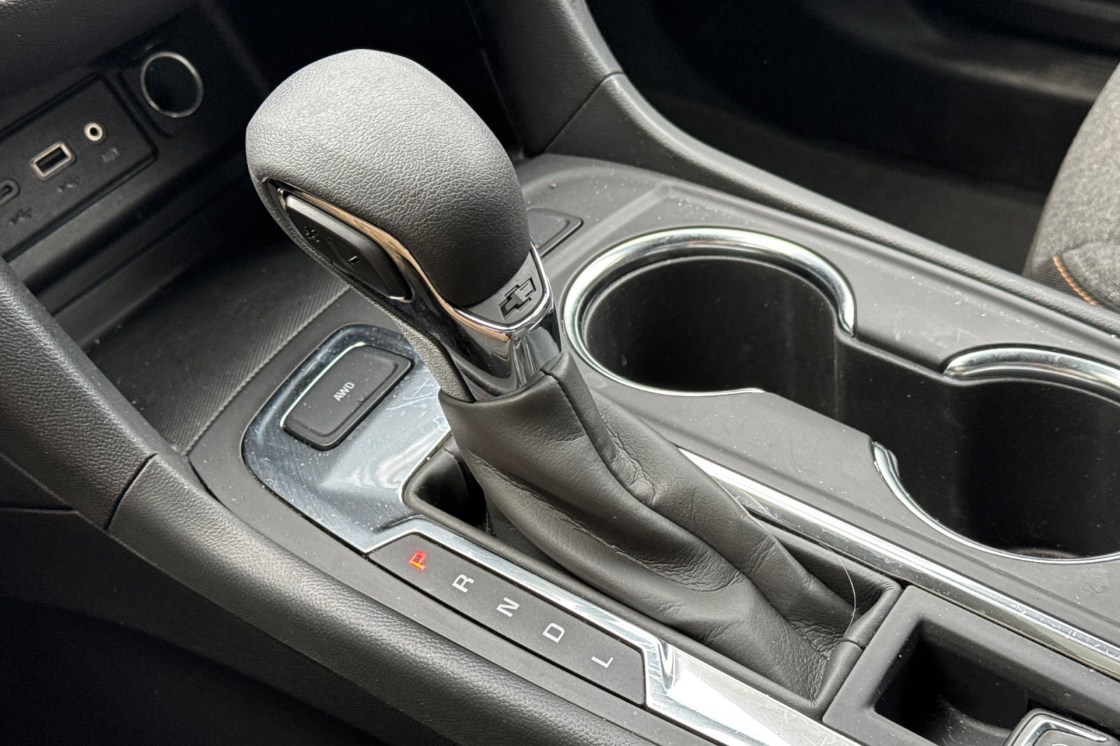 2024 Chevrolet Equinox LT photo 21