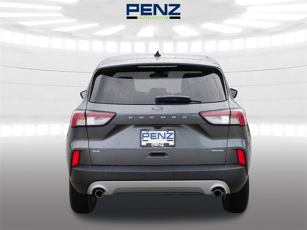 2022 Ford Escape SE photo 4