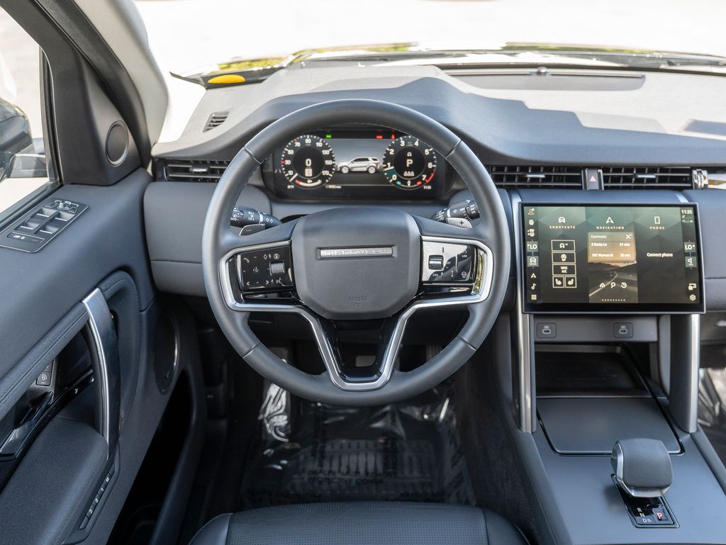 2024 Land Rover Discovery Sport S photo 12