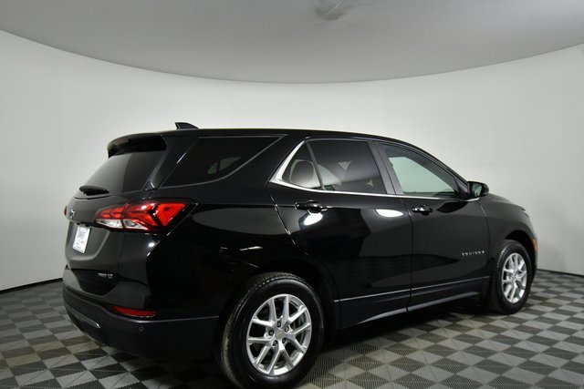 2023 Chevrolet Equinox LT photo 4