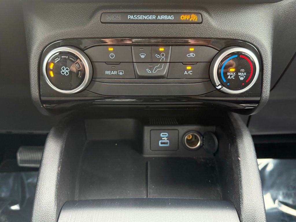 2022 Ford Escape S photo 13