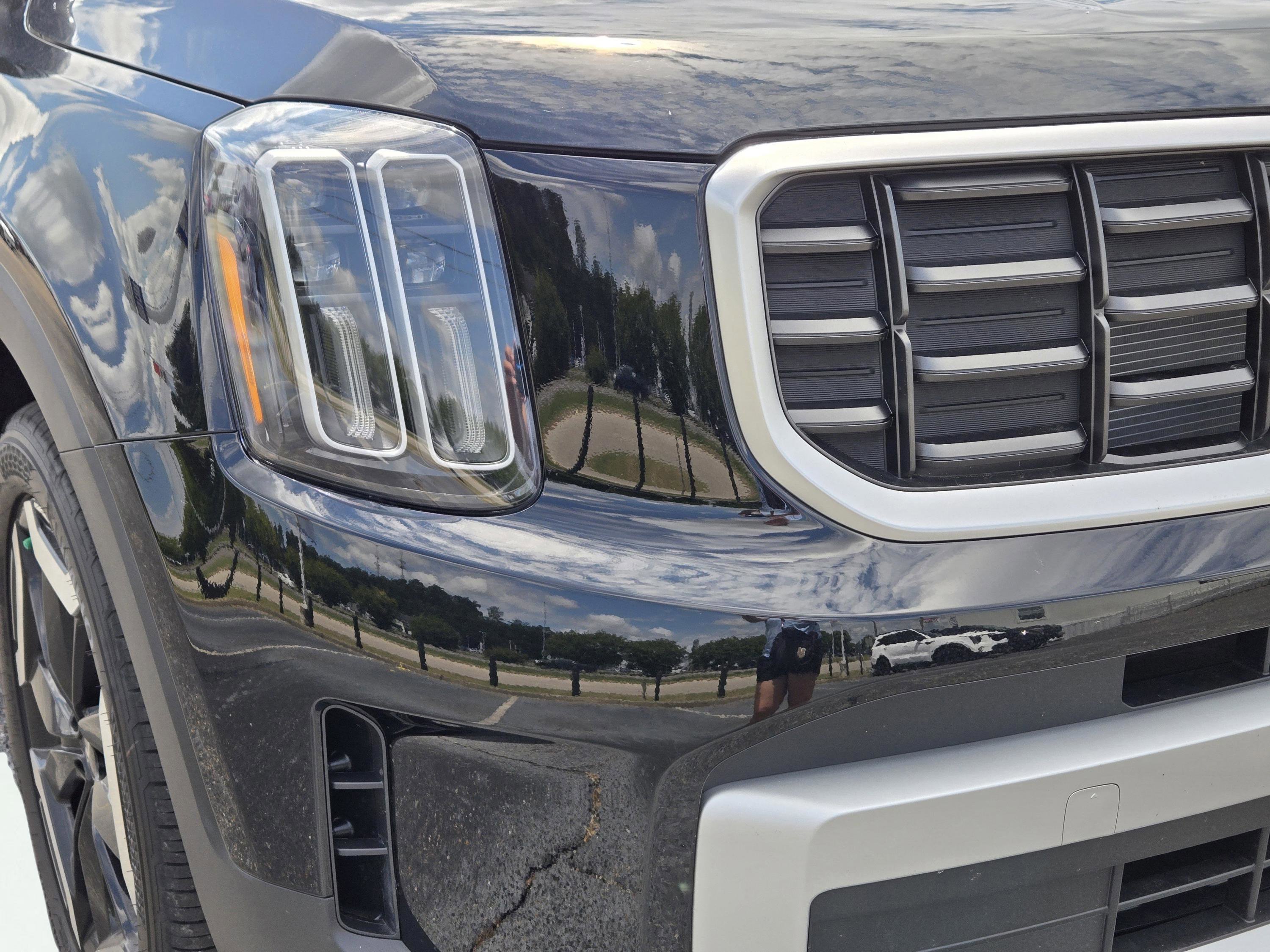 2025 Kia Telluride S photo 9