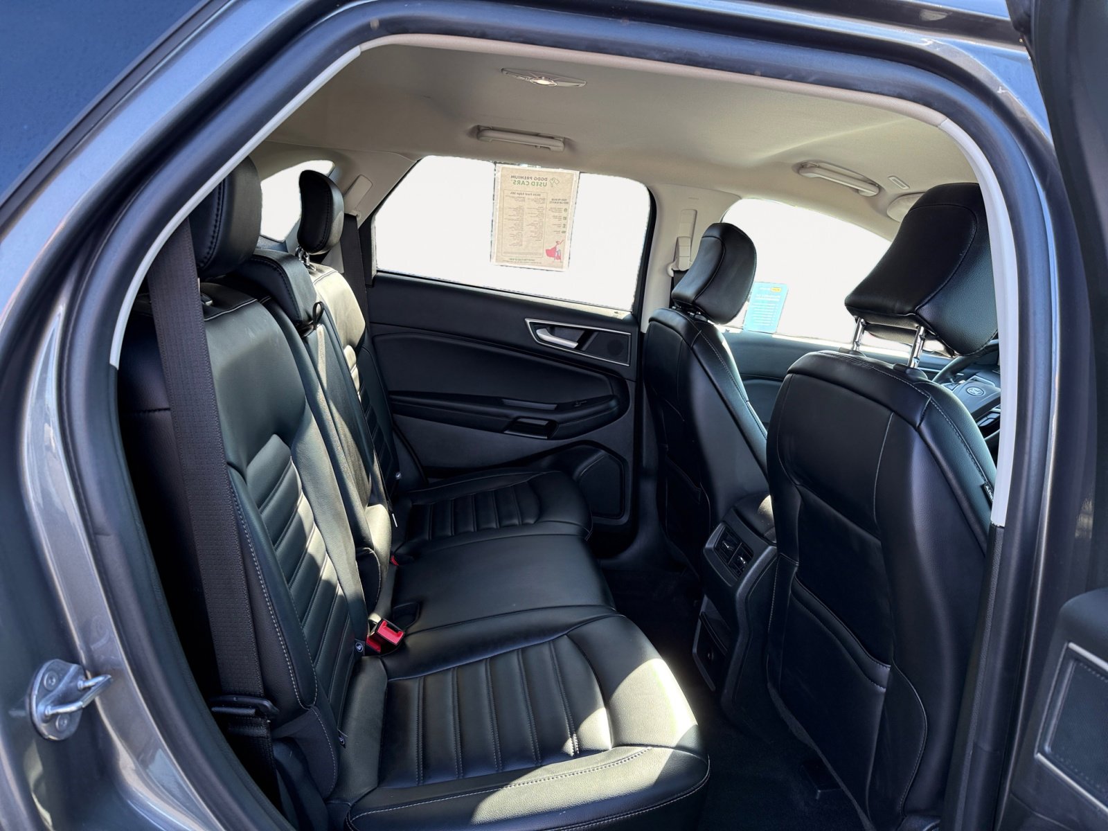 2024 Ford Edge SEL photo 18