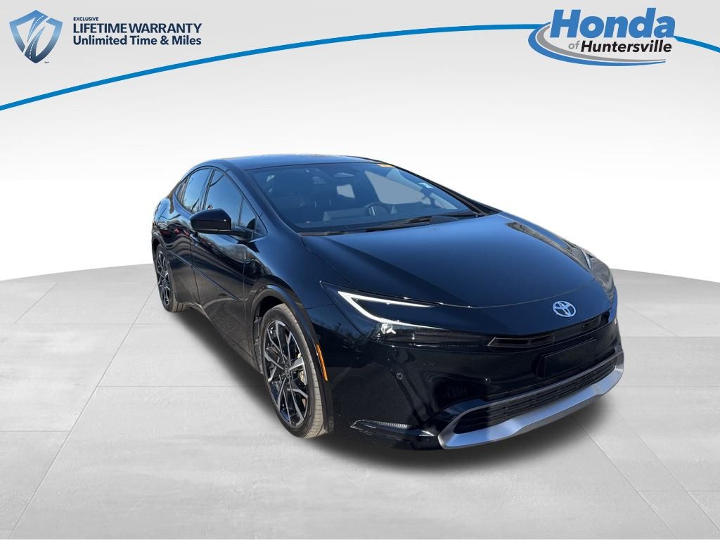 2023 Toyota Prius Prime XSE's photo