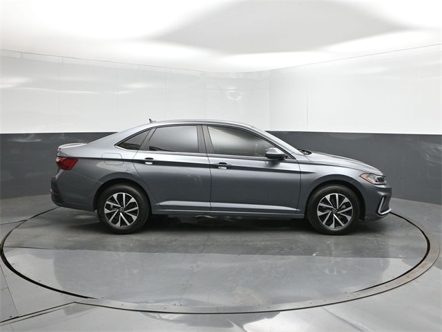 2025 Volkswagen Jetta 1.5T S photo 24