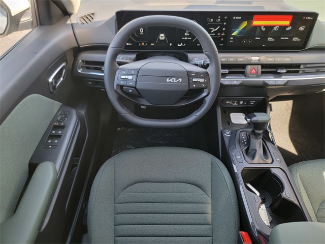 2025 Kia K4 EX photo 24