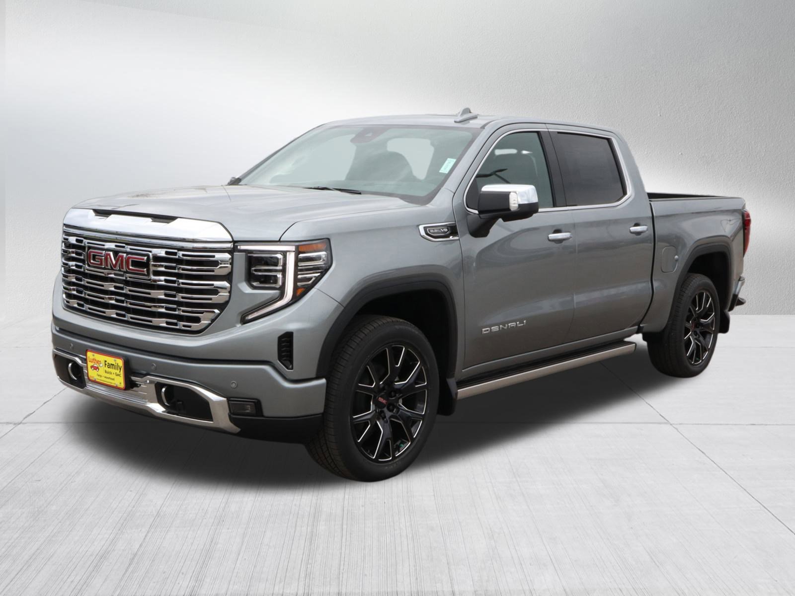 2025 Gmc Sierra 1500 Denali photo 3