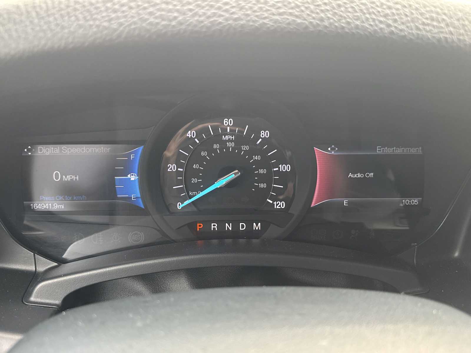 2017 Ford Expedition XLT photo 25