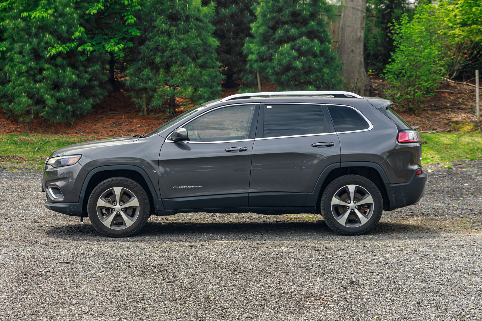 2021 Jeep Cherokee Limited photo 4