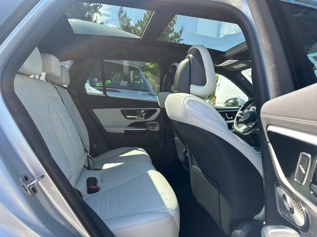 2026 Mercedes Benz GLC 300 4MATIC photo 20