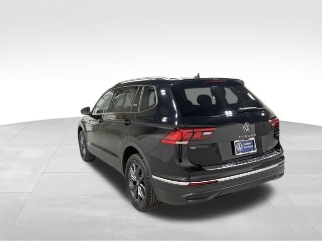 2022 Volkswagen Tiguan SE photo 5