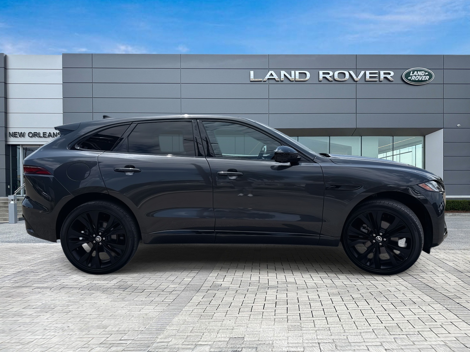 2025 Jaguar F-PACE P250 R-Dynamic S photo 7