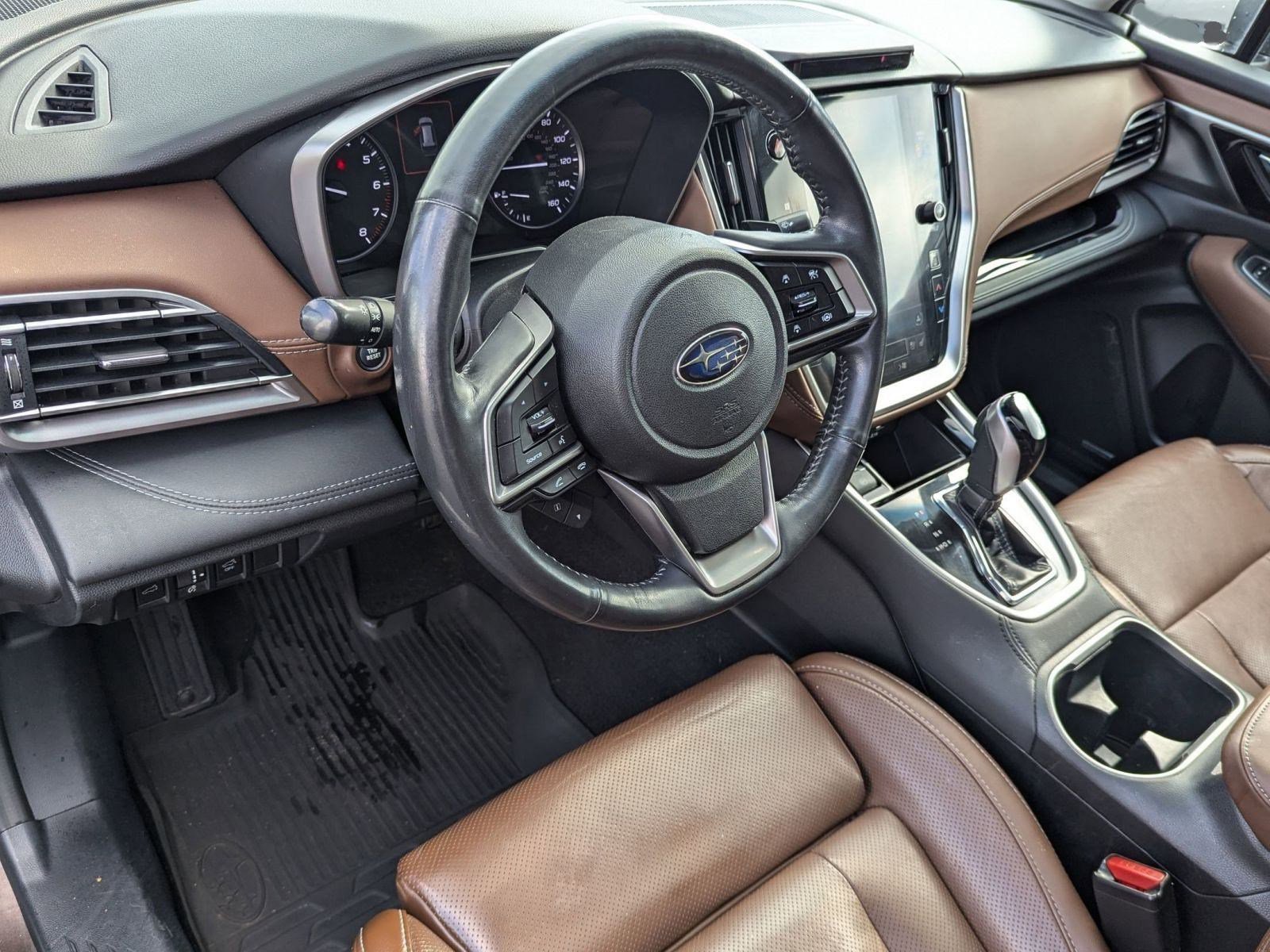 2020 Subaru Outback Touring photo 4