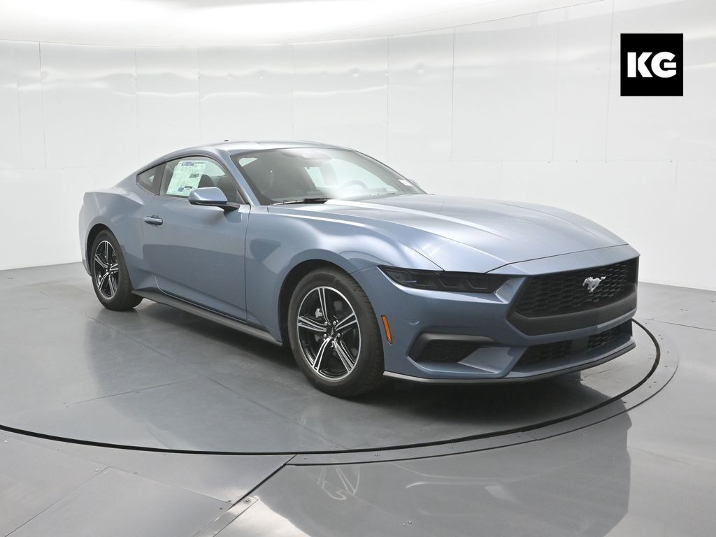 2025 Ford Mustang EcoBoost's photo