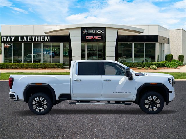2025 Gmc Sierra HD Denali photo 3