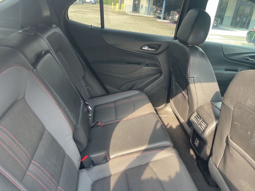 2022 Chevrolet Equinox RS photo 4