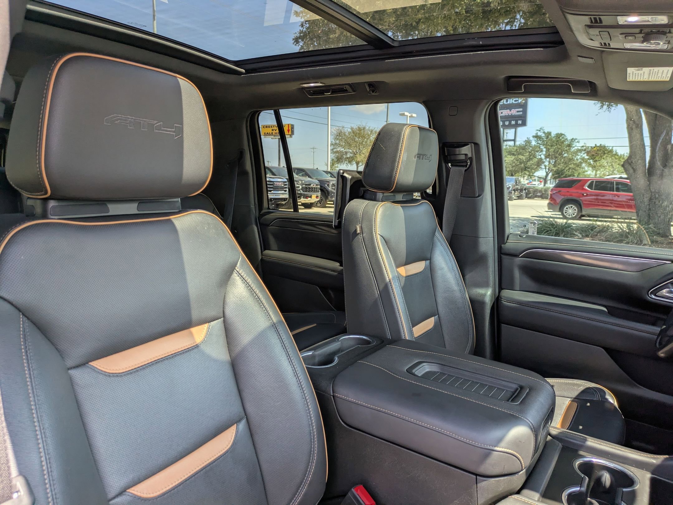 2023 Gmc Yukon XL AT4 photo 32