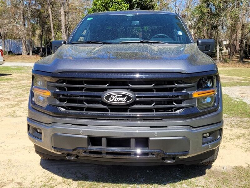 2025 Ford F-150 XLT photo 2