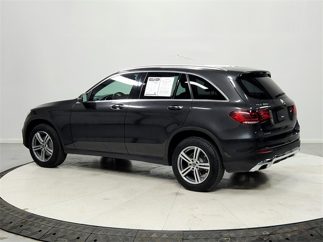 2022 Mercedes Benz GLC 300 photo 3