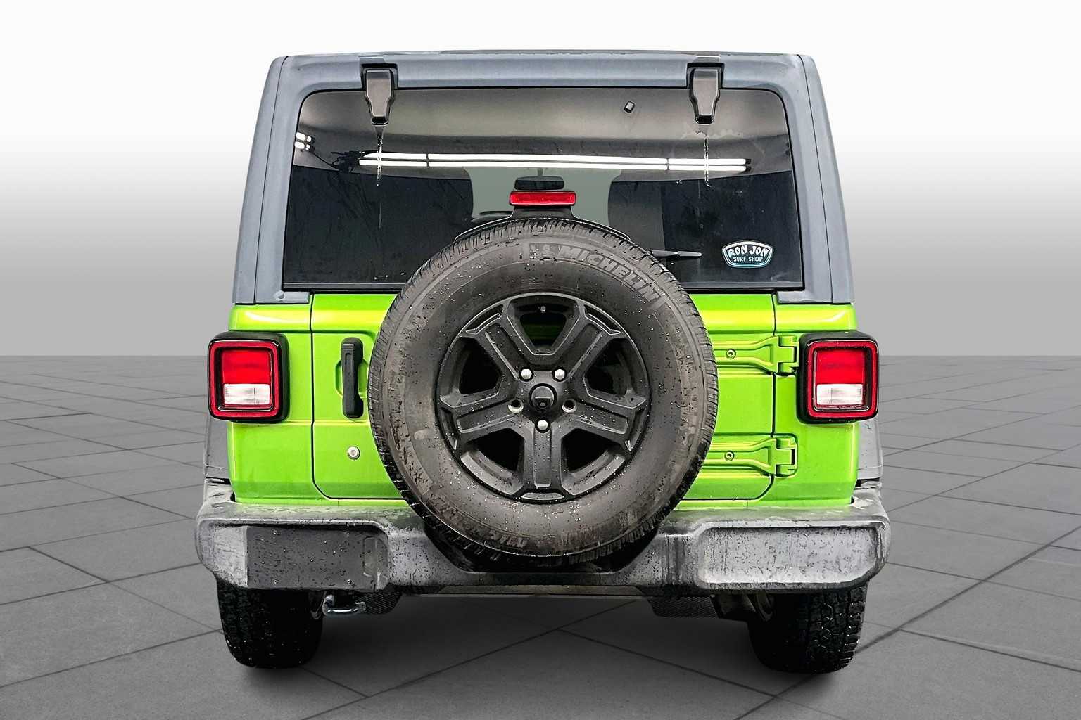 2018 Jeep Wrangler Unlimited Sport S photo 4