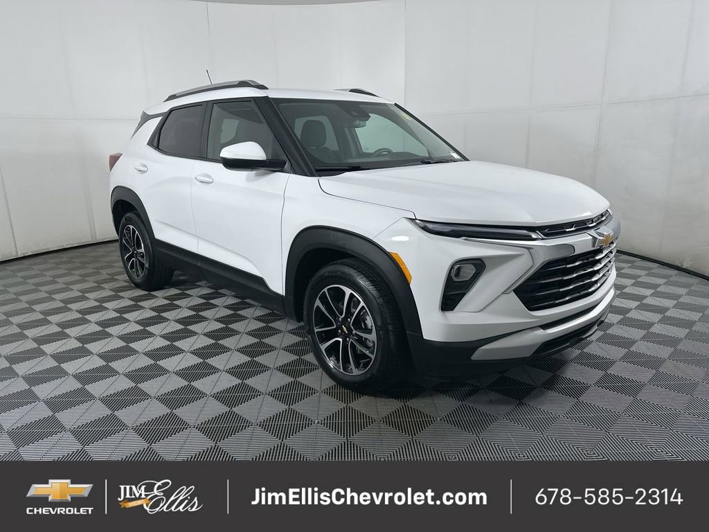 2025 Chevrolet Trailblazer LT's photo