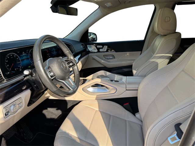 2022 Mercedes Benz GLS 450 4MATIC photo 3