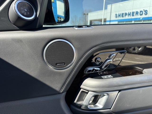 2022 Land Rover Range Rover P525 HSE HSE Westminster Edition photo 10