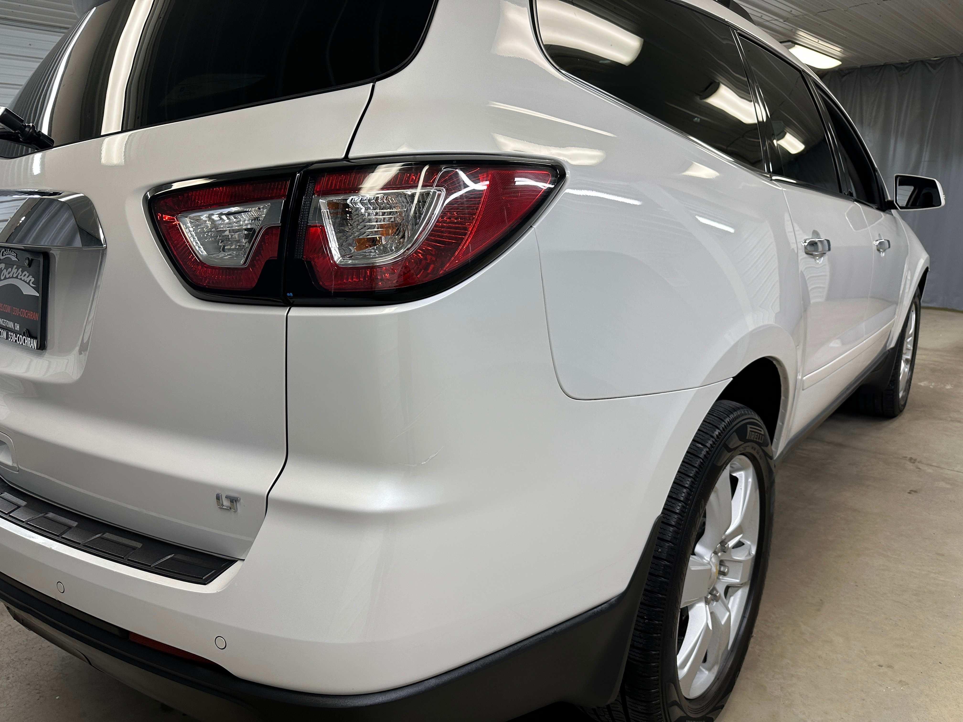 2017 Chevrolet Traverse 1LT photo 8
