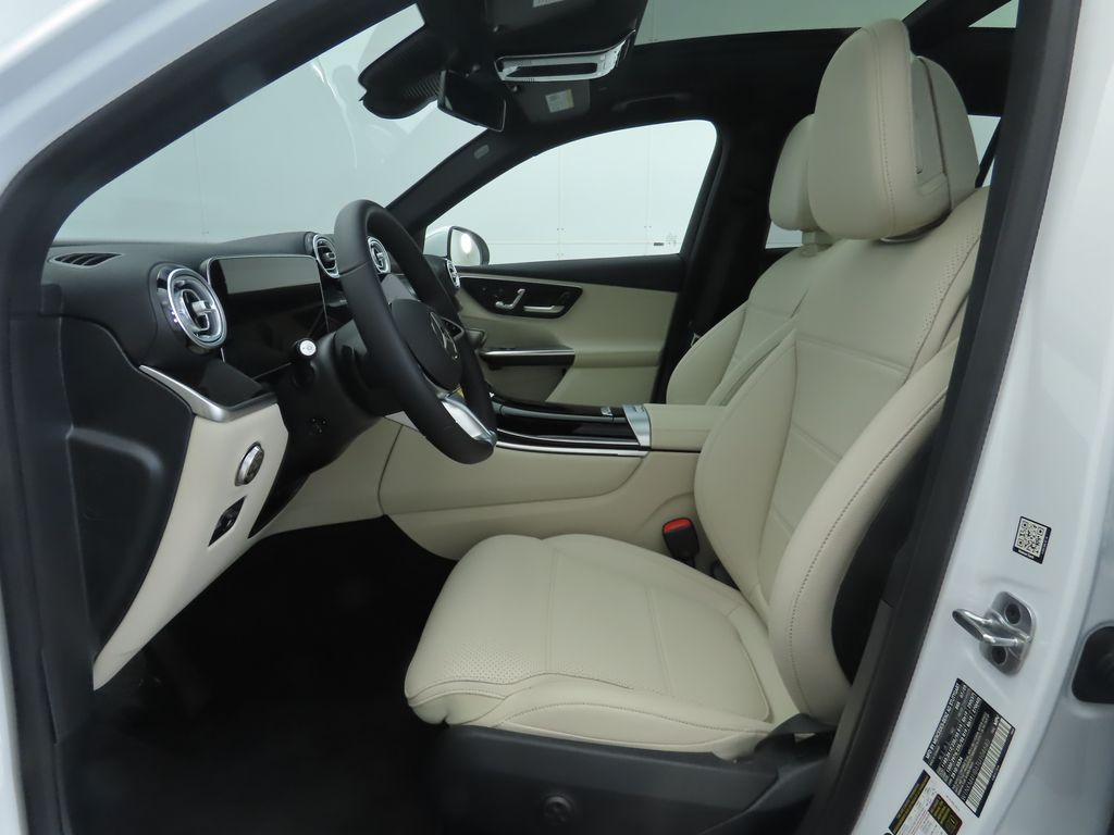 2026 Mercedes Benz GLC 300 4MATIC photo 17