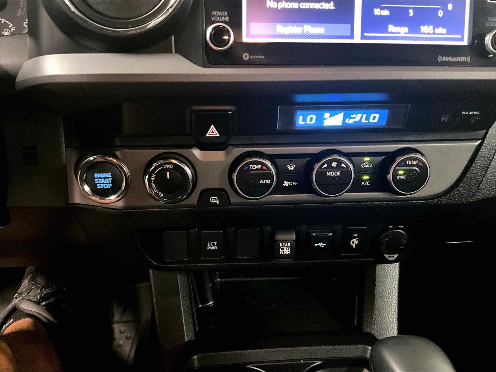 2022 Toyota Tacoma TRD Sport photo 24