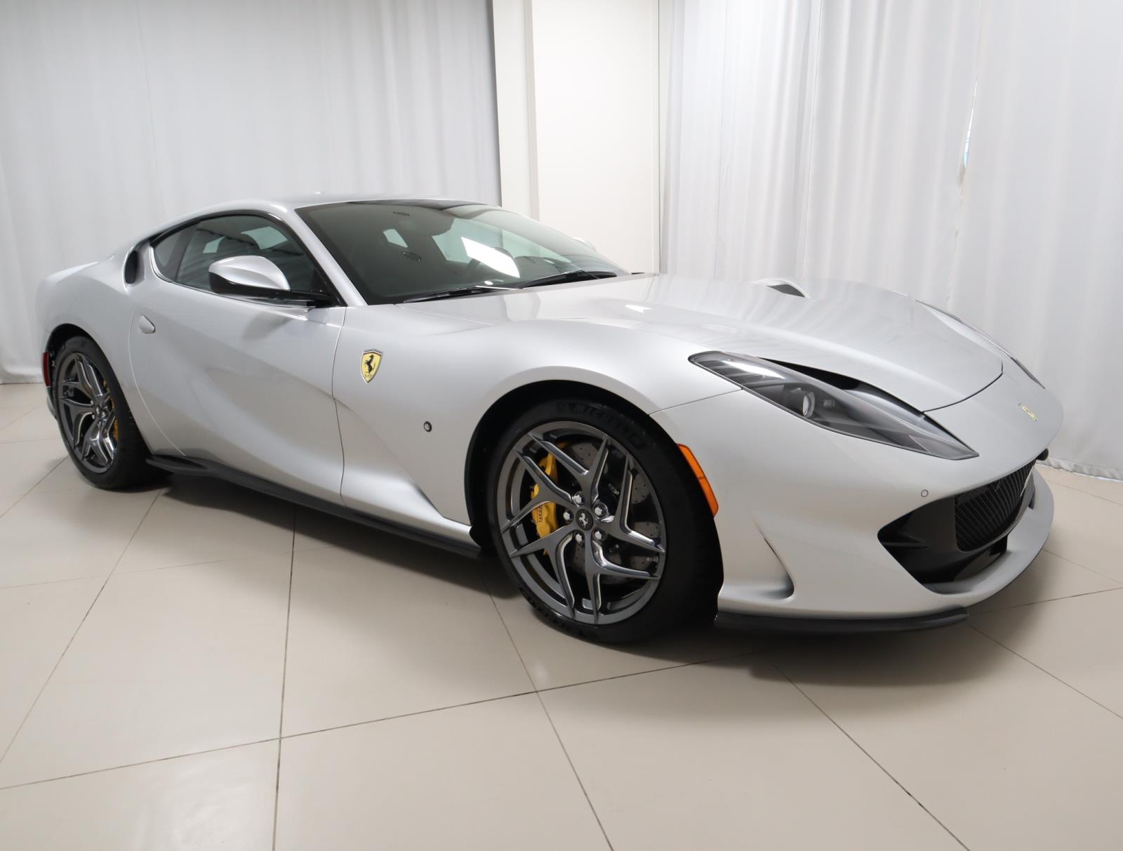 2019 Ferrari 812 Superfast photo 6