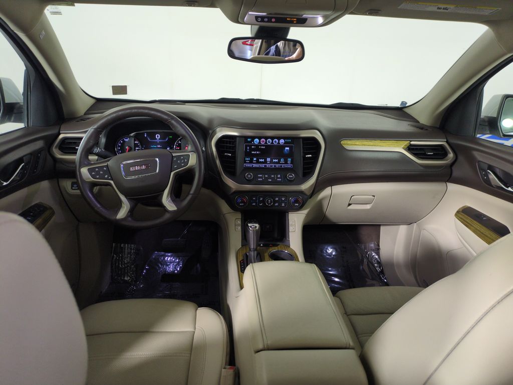 2017 Gmc Acadia Denali photo 10