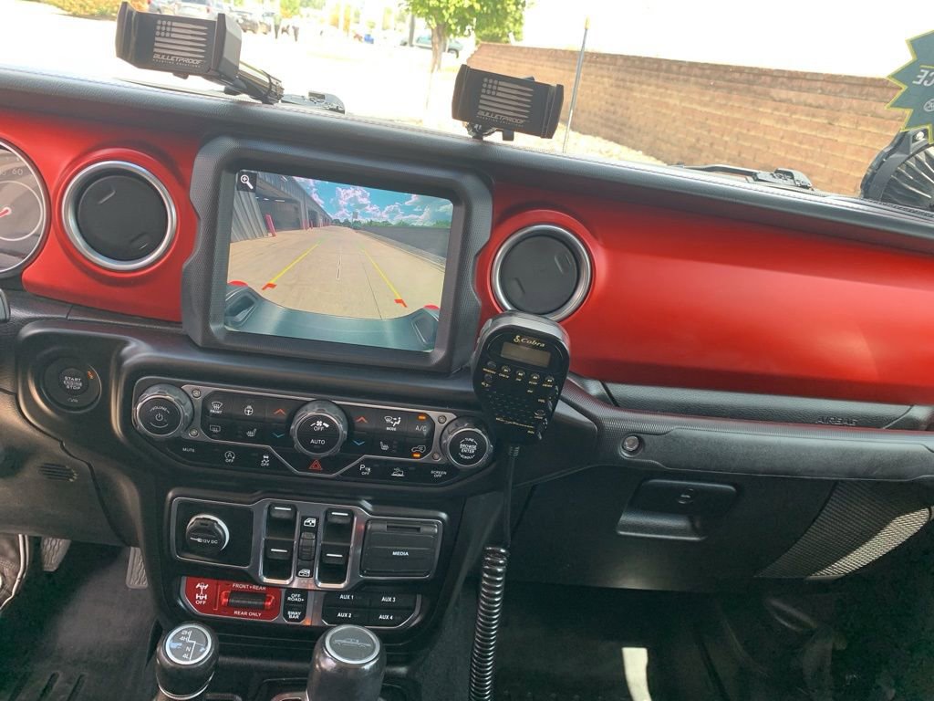 2020 Jeep Gladiator Rubicon photo 15