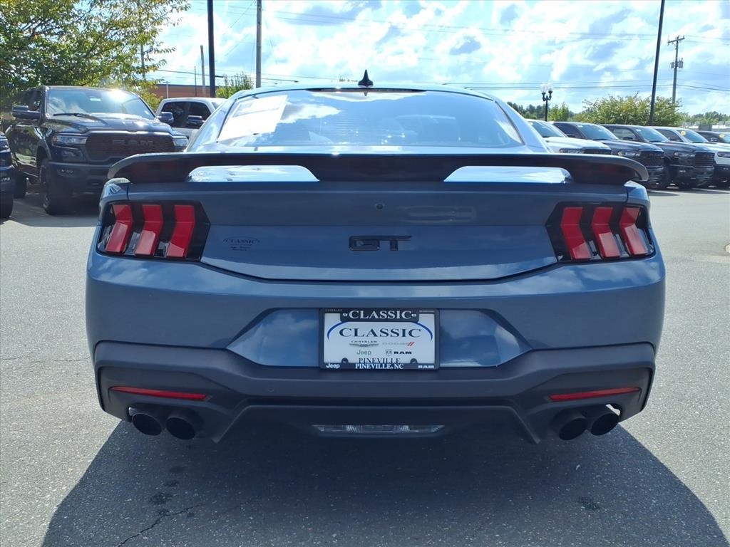 2024 Ford Mustang GT Premium photo 18