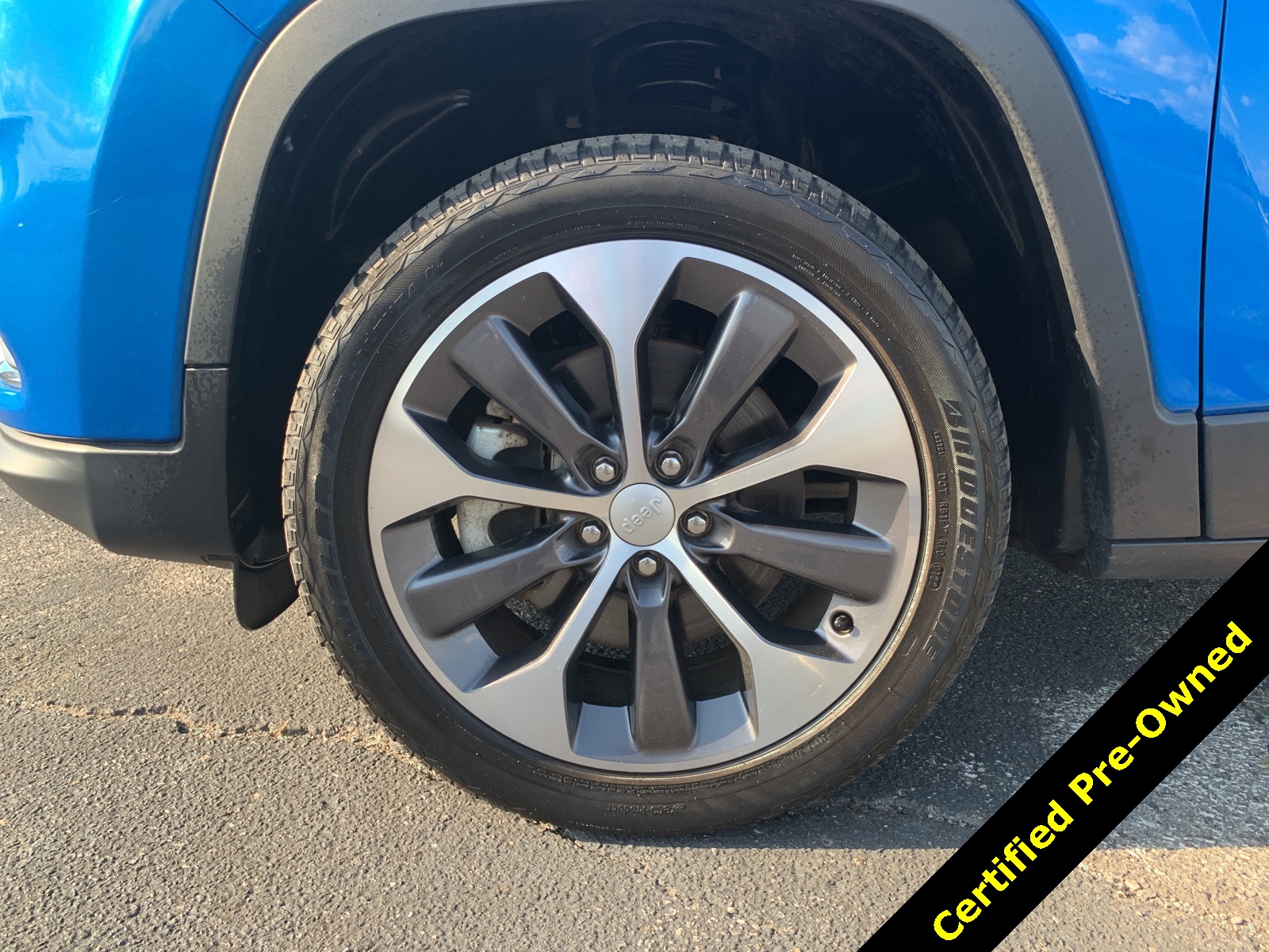 2022 Jeep Cherokee Limited photo 10