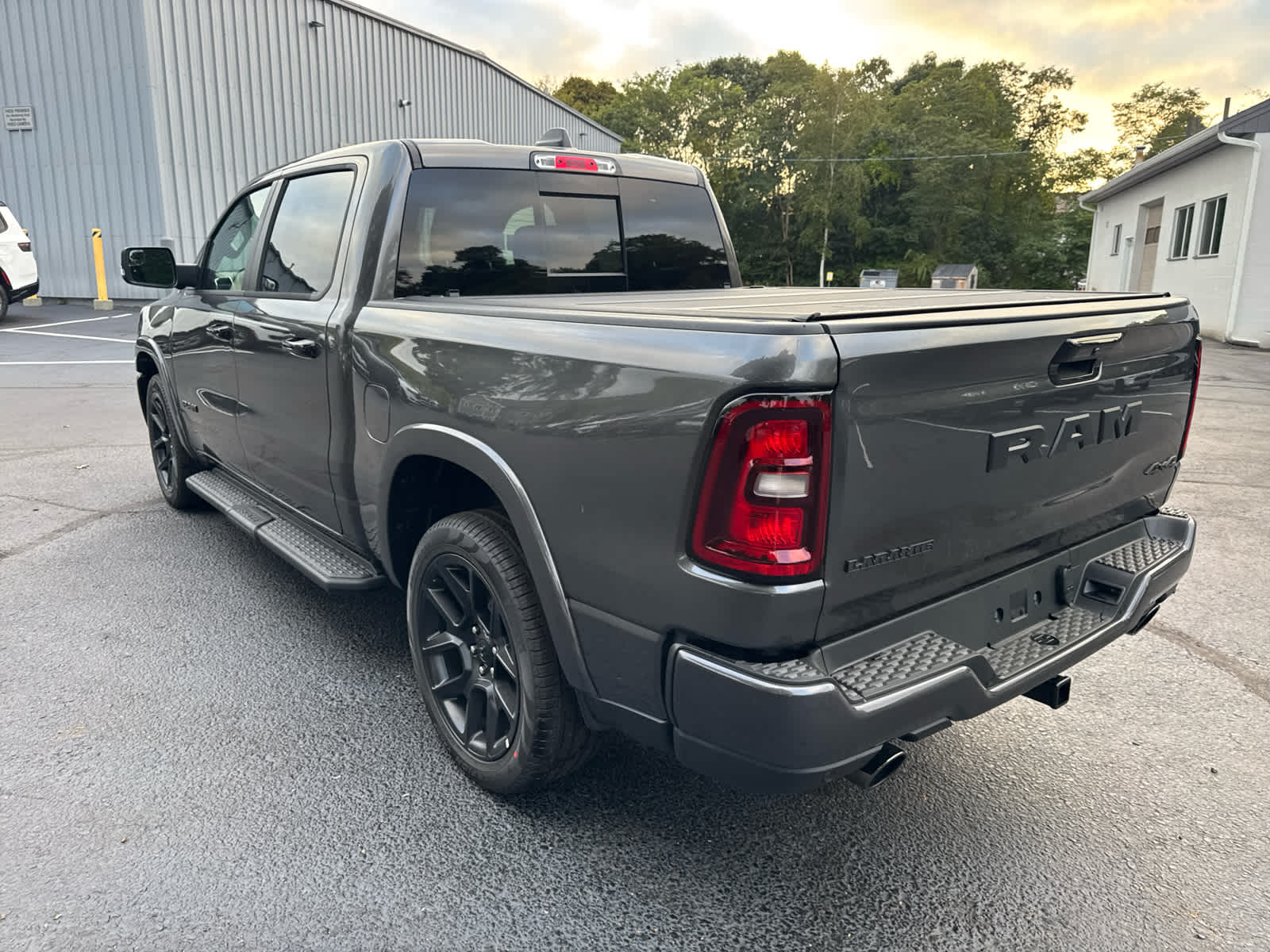 2025 Ram 1500 Laramie photo 6