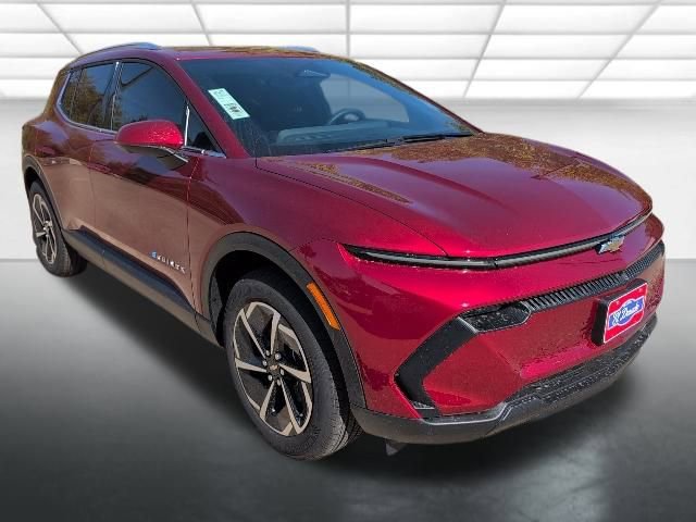 2026 Chevrolet Equinox EV 2LT's photo