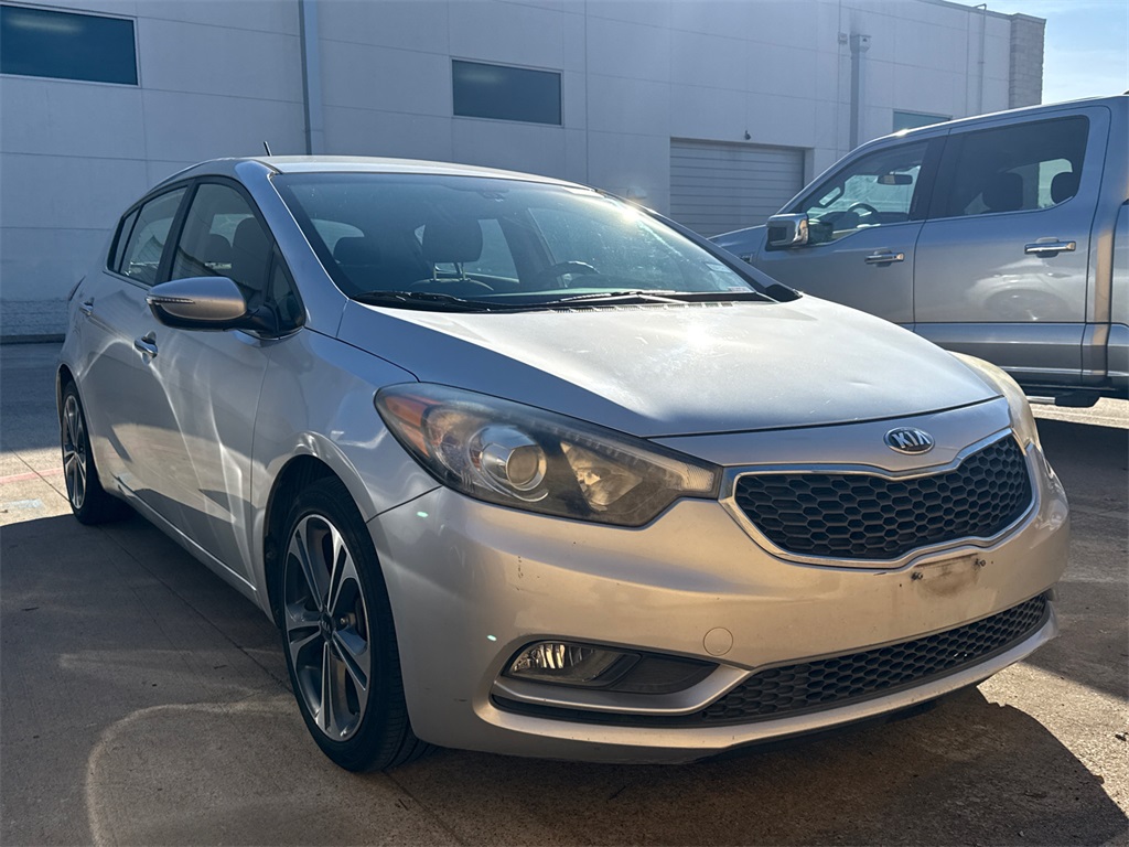 Used 2016 Kia Forte5 EX with VIN KNAFX5A83G5527743 for sale in North Richland Hills, TX