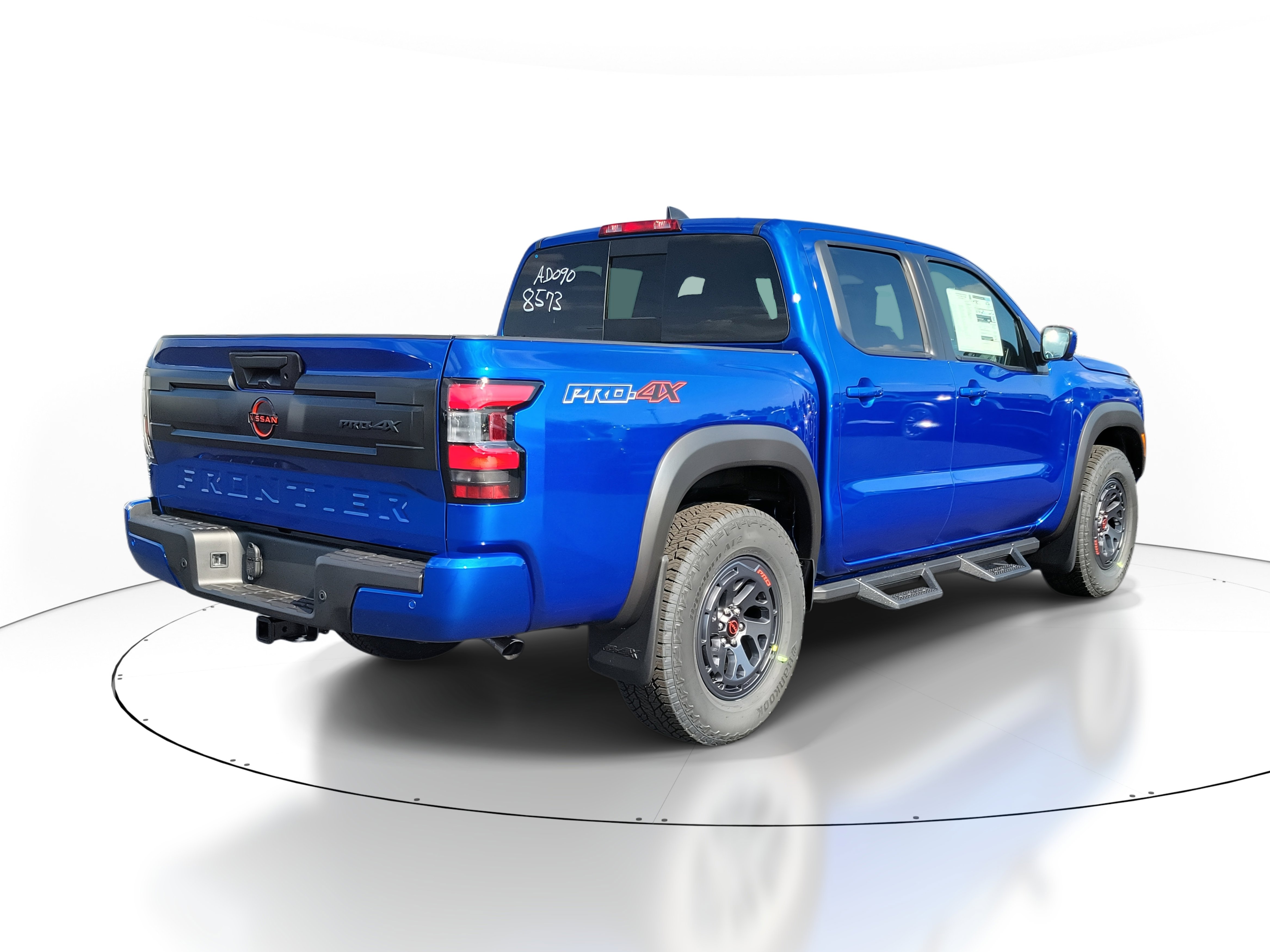 2026 Nissan Frontier Crew Cab PRO-4X photo 4