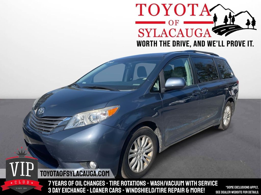 2014 Toyota Sienna XLE