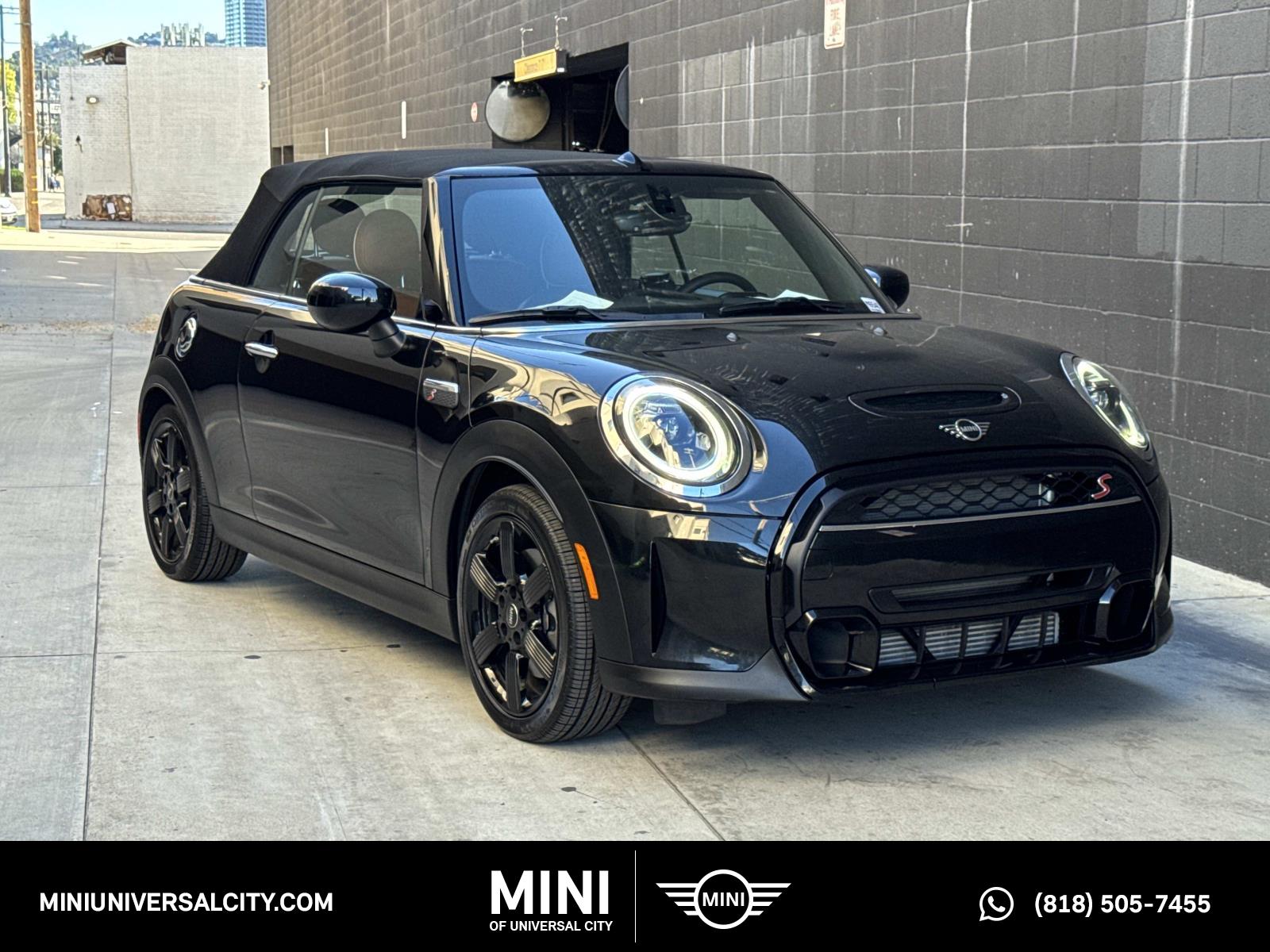 2023 MINI Convertible S's photo