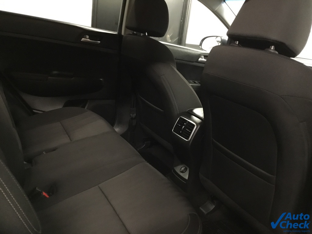 2020 Kia Sportage LX photo 31