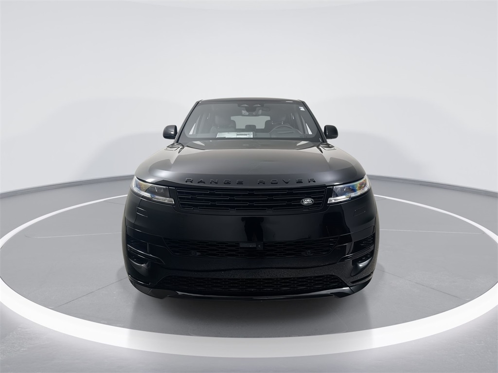 2025 Land Rover Range Rover Sport SE photo 3