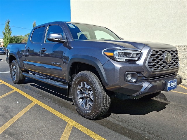 2023 Toyota Tacoma TRD Off-Road photo 2