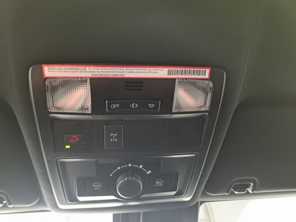 2023 Toyota Tacoma TRD Off-Road photo 16