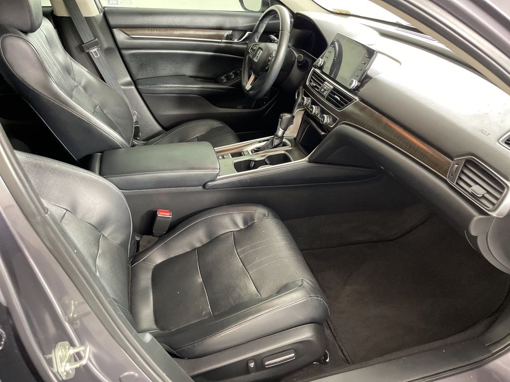2018 Honda Accord EX-L photo 44